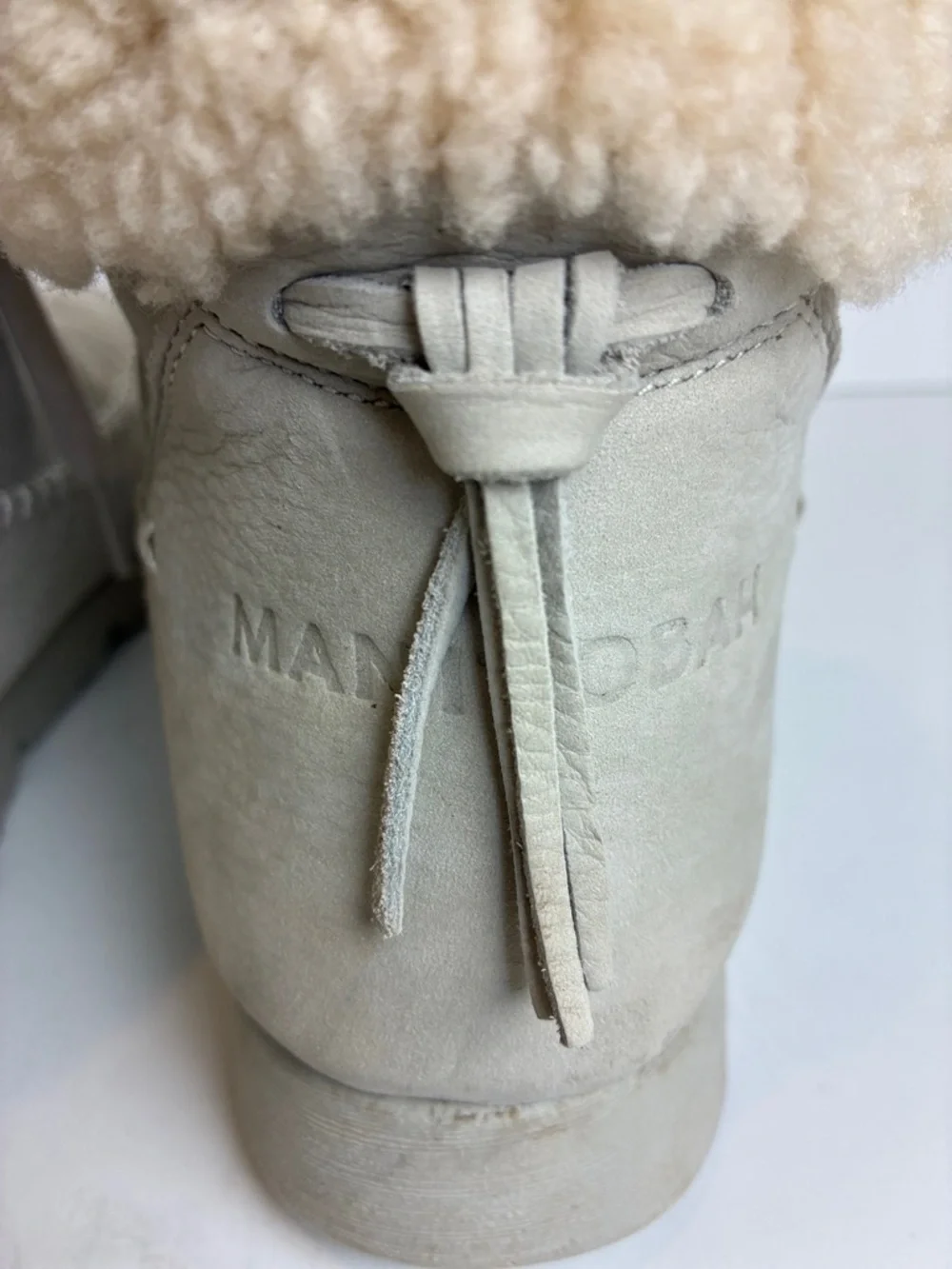 Manitobah Pacific Hiker Boots 9 Waterproof Grey Pumice  Suede + Shearling Winter
